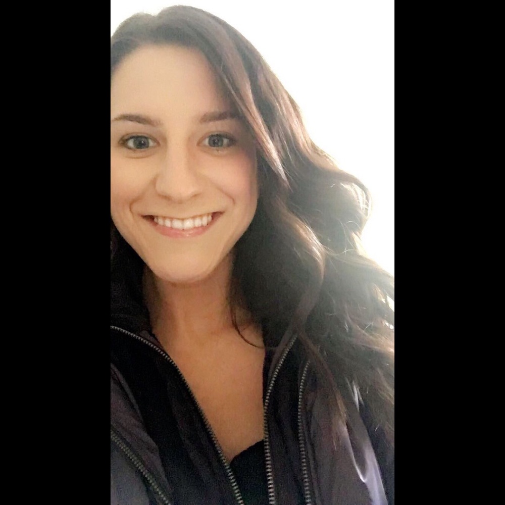Meet your Posher, Carlie
